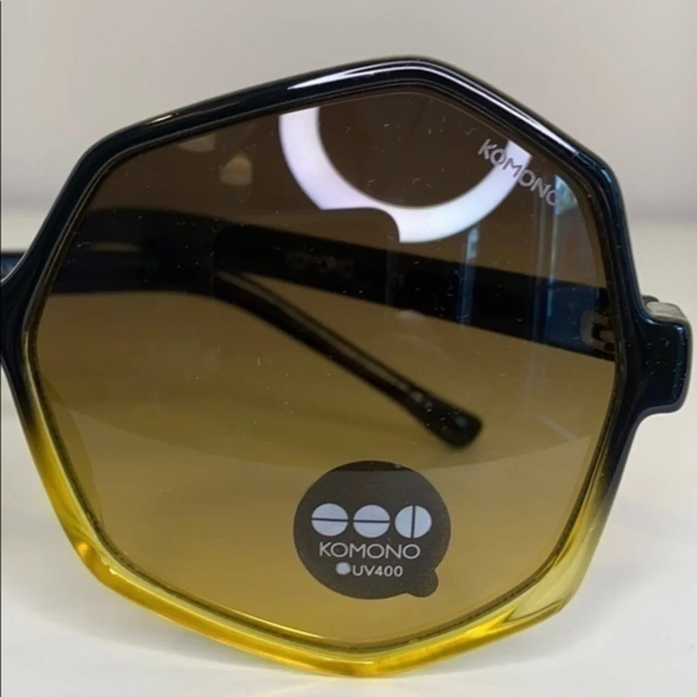 Komono Sunglasses NEW The Bonnie Oversized Geometric Gradient Black Yellow